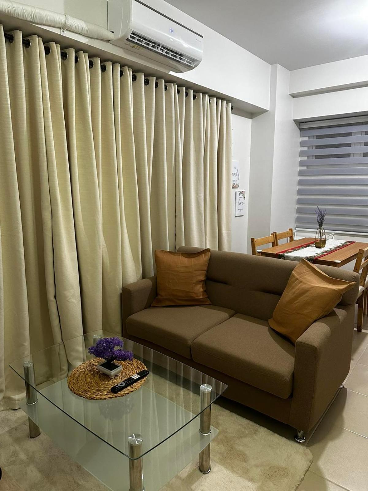 2 Bedroom Condo Unit Near Sm Bf & Naia At The Atherton By Dmci With 2 Balcony Paranaque City Kültér fotó