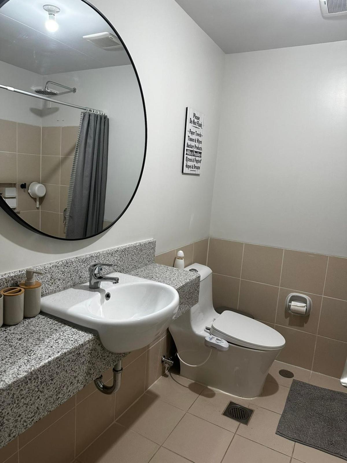 2 Bedroom Condo Unit Near Sm Bf & Naia At The Atherton By Dmci With 2 Balcony Paranaque City Kültér fotó